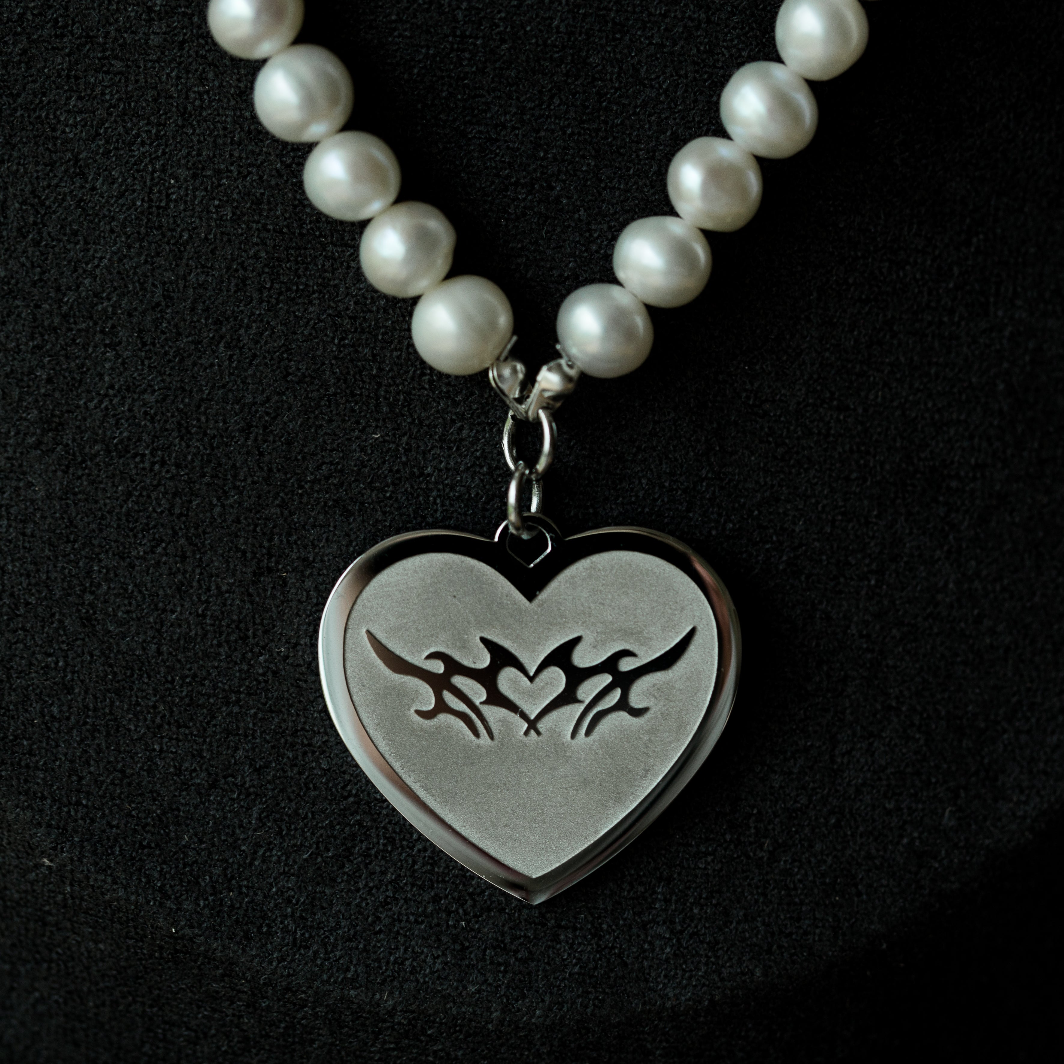 Süßwasserperlenkette Tribal Heart